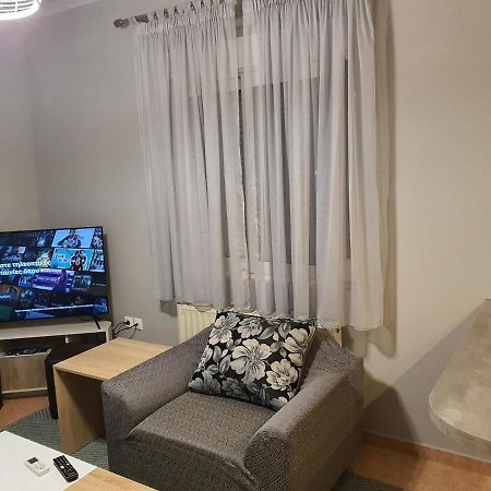 Theos Apartment Alexandroupolis Buitenkant foto