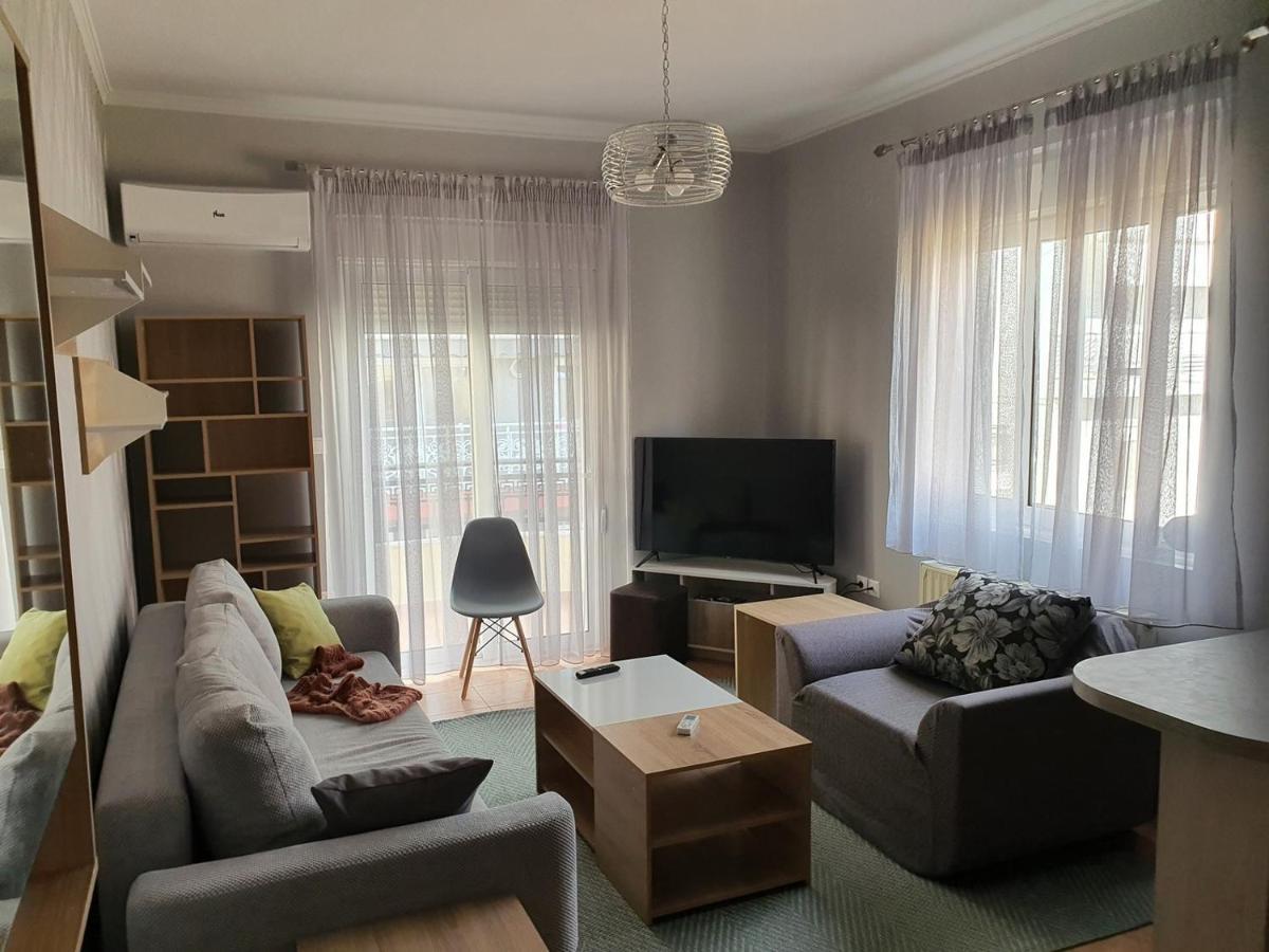 Theos Apartment Alexandroupolis Buitenkant foto