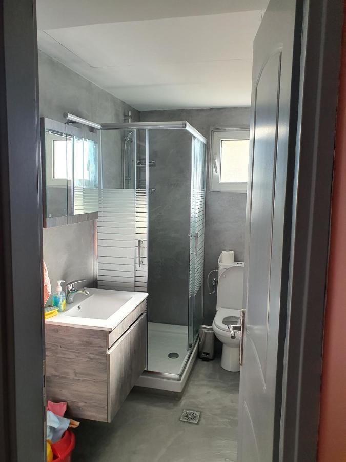 Theos Apartment Alexandroupolis Buitenkant foto