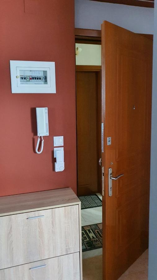 Theos Apartment Alexandroupolis Buitenkant foto