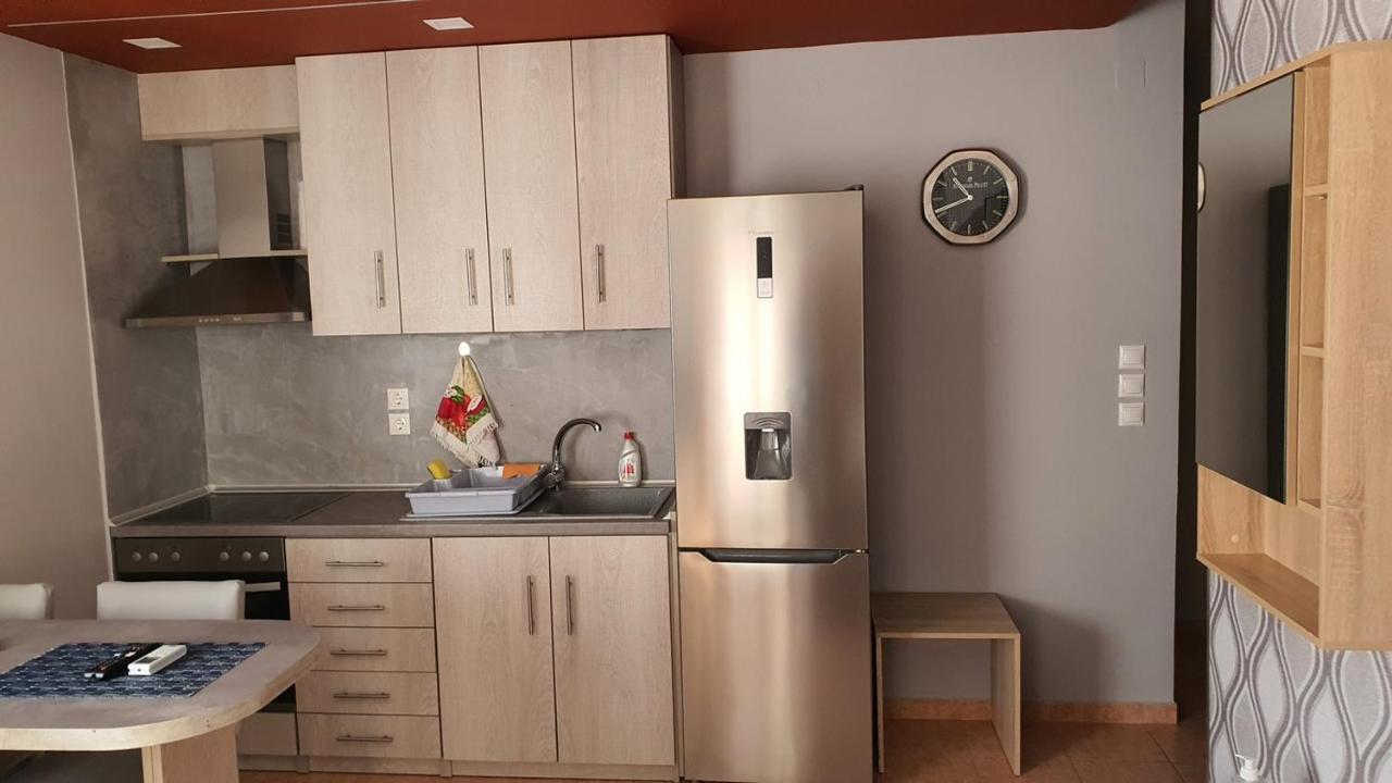 Theos Apartment Alexandroupolis Buitenkant foto