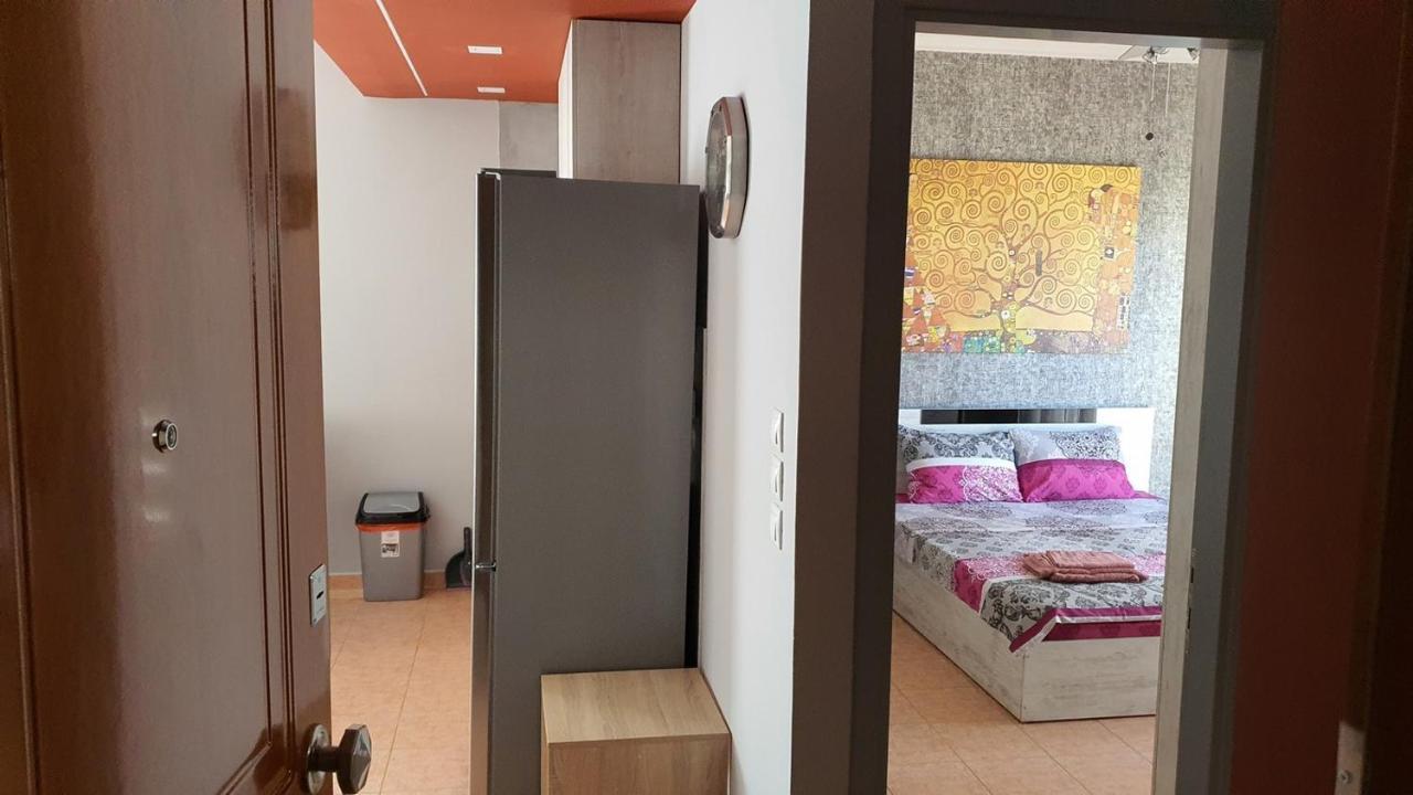 Theos Apartment Alexandroupolis Buitenkant foto